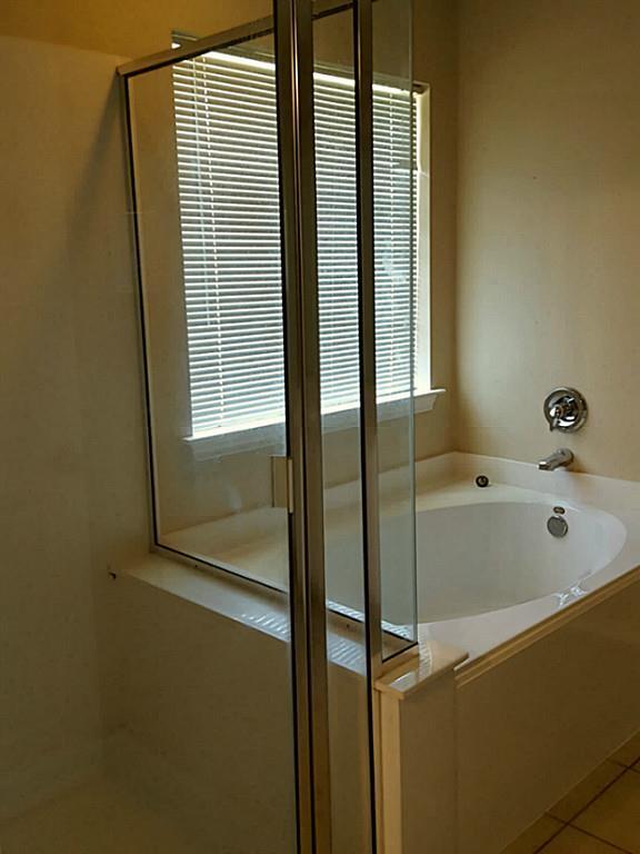 Photo - 111 Gallery Cove Ct