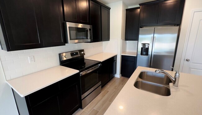 Photo - 2811 Narcoossee Cmns Wy