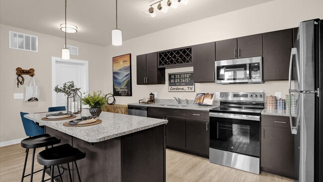 Photo - Springs at Colonial