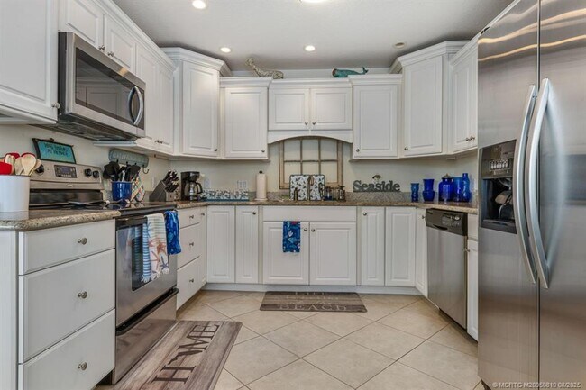 Photo - 3541 NE Ocean Blvd Unit 15