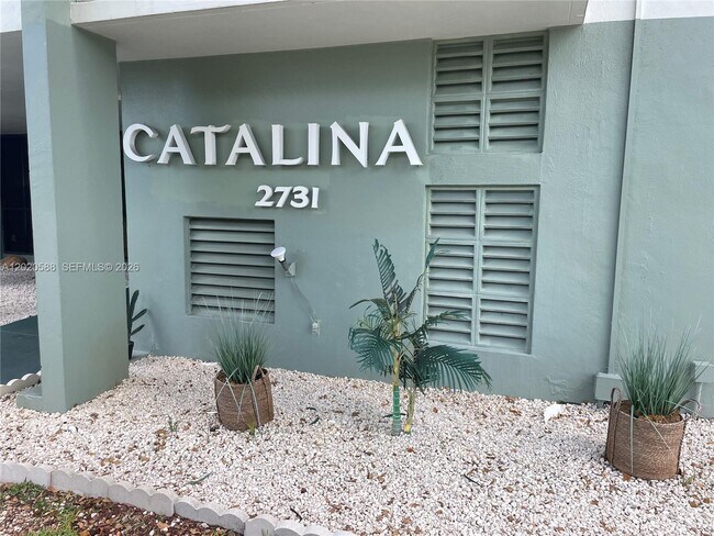 Photo - 2731 Taft St Unit 311