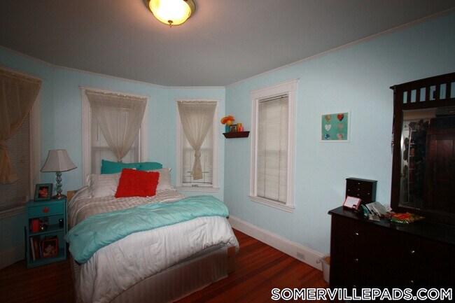 Photo - 243 Summer St Unit 1