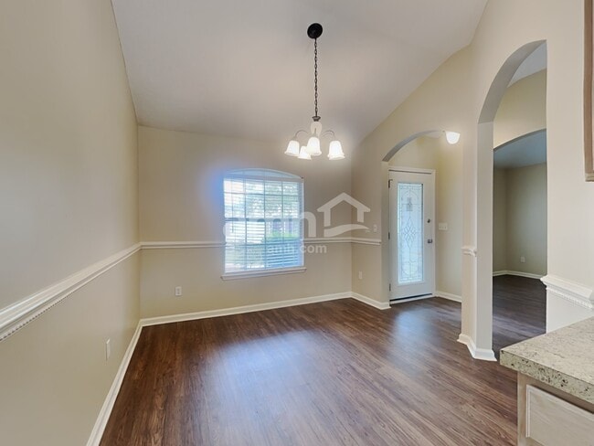 Photo - 3171 Highland Grove Dr