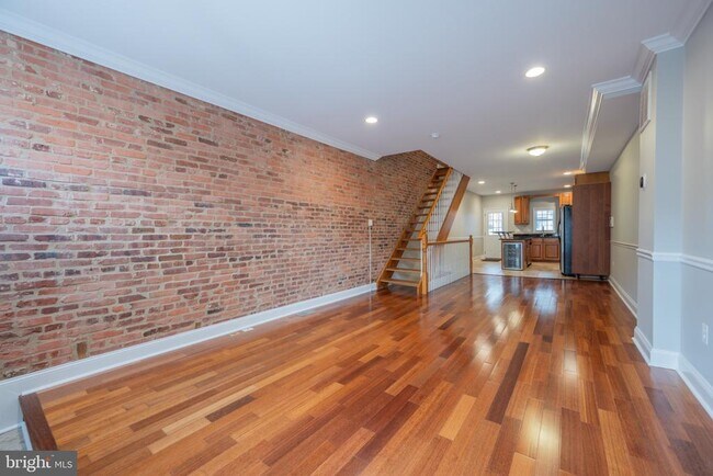 Photo - 226 S East Ave