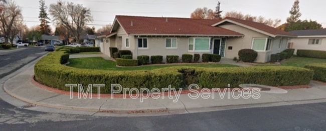 Photo - 9 W Robinhood Dr