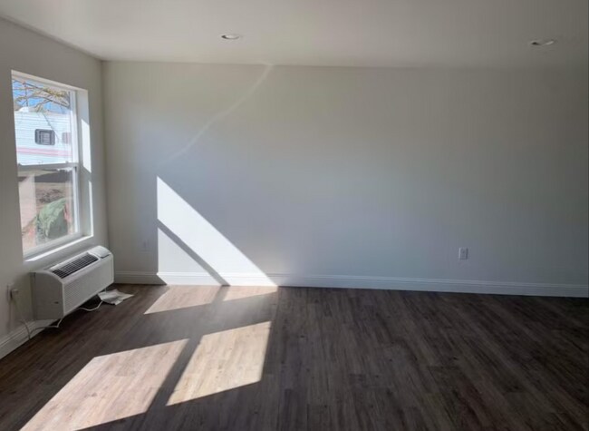 Photo - 802-804 W 6TH ST Unit 804