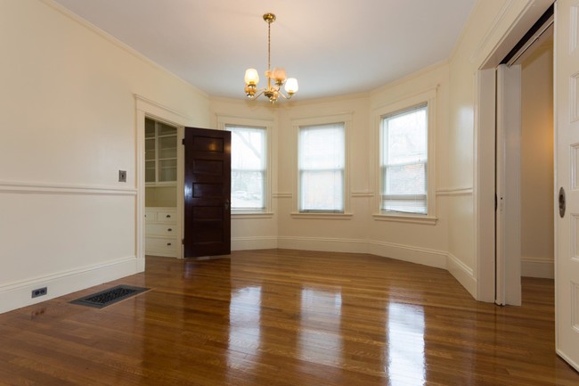 Photo - 581 Cambridge St Condo Unit 1