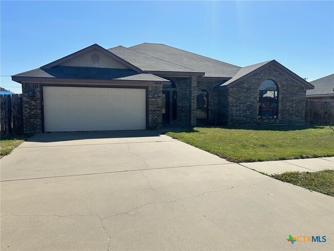 Photo - 2404 Terry Dr House