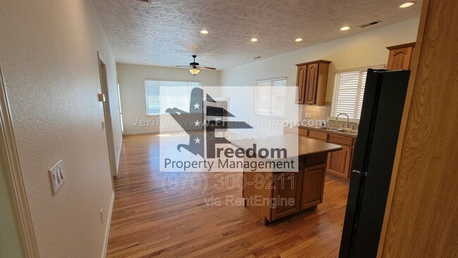 Photo - 555 Garden Grove Ct