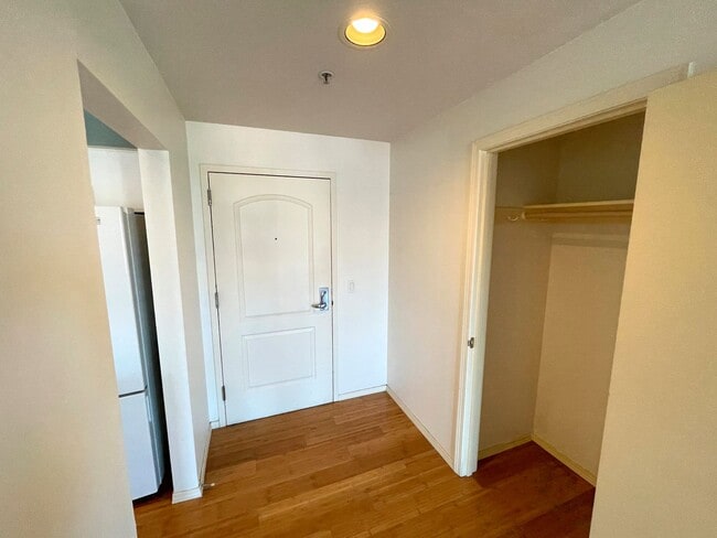 1718 NE 11th Ave
