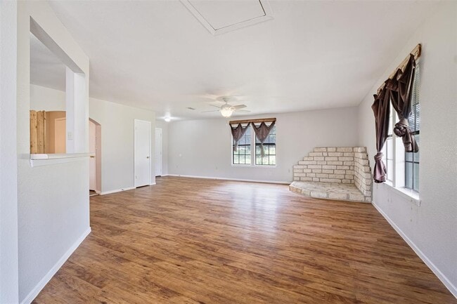 Photo - 6618 Cherrywood Ln