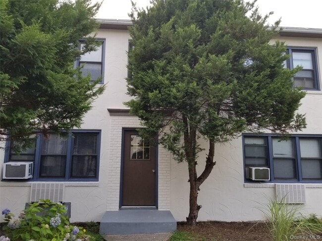 Photo - 17 Cornelison Ave Unidad C-3