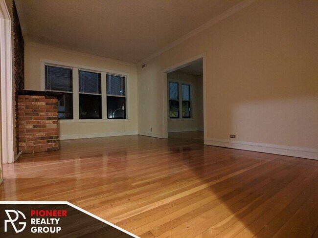 Photo - 3517 N Racine Ave Unit 3525-W1