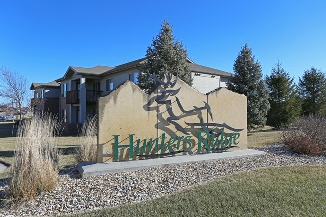 Hunters Ridge - Hunters Ridge Apartments