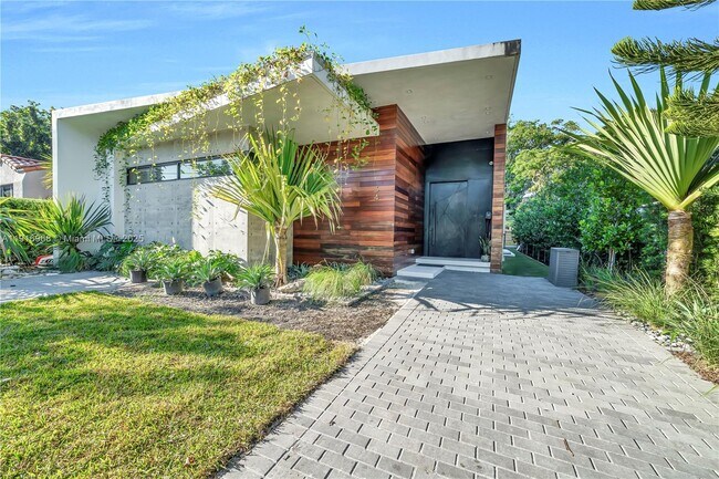 Photo - 34 SW 26th Rd