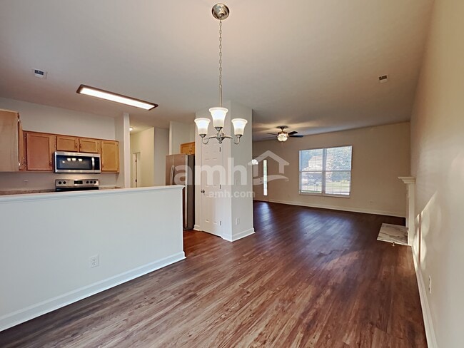 Photo - 1957 Portway Rd