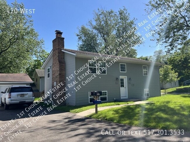 420 West- - 420 West- House