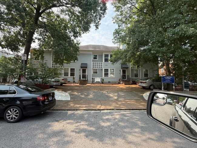 Building Photo - Beautiful Condo in Hillsboro Villlage