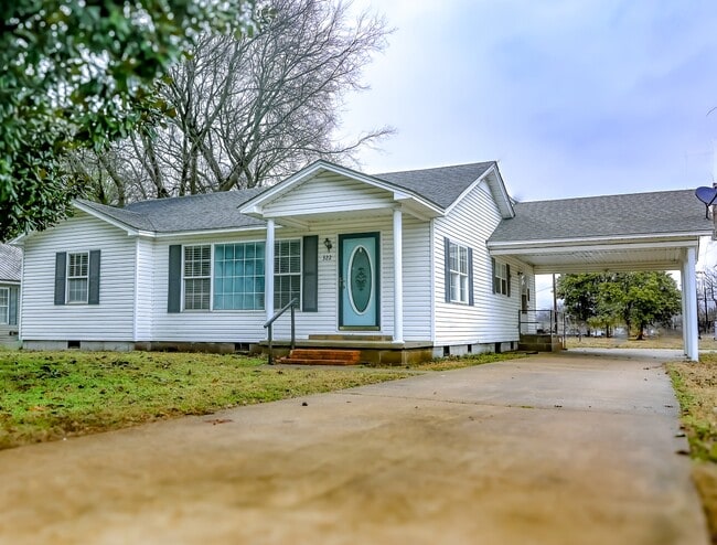 Building Photo - 322 Olympia Ave