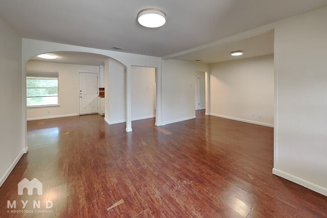 Photo - 200 W St Johns Ave