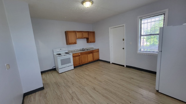 Photo - 464 Wethersfield Ave Unit Apt. 3S