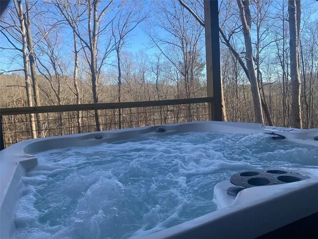 Photo - 271 Elmwood Cir