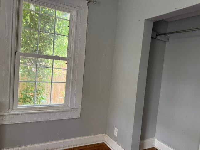 Photo - 1231 W Washington St Unit Apt. A (Downstairs)
