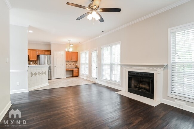 Photo - 7321 Rothmore St