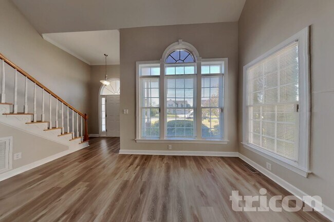 79 Kerrylane Dr