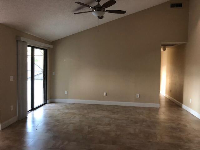5305 Eagle Lake Dr