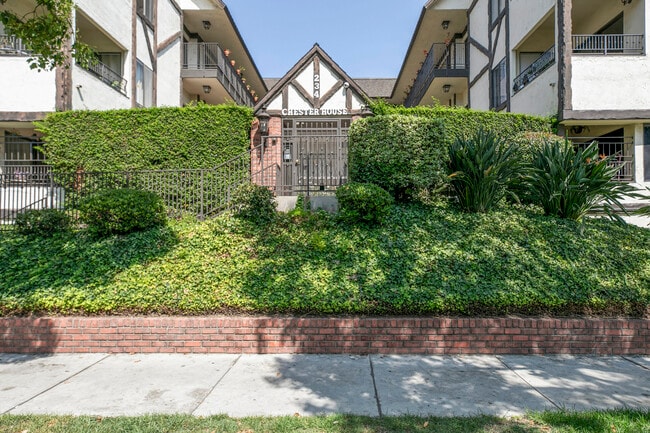 Building Photo - 234 N Kenwood St Unit 106 Rental