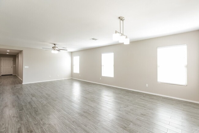 Photo - 17211 W Gibson Ln
