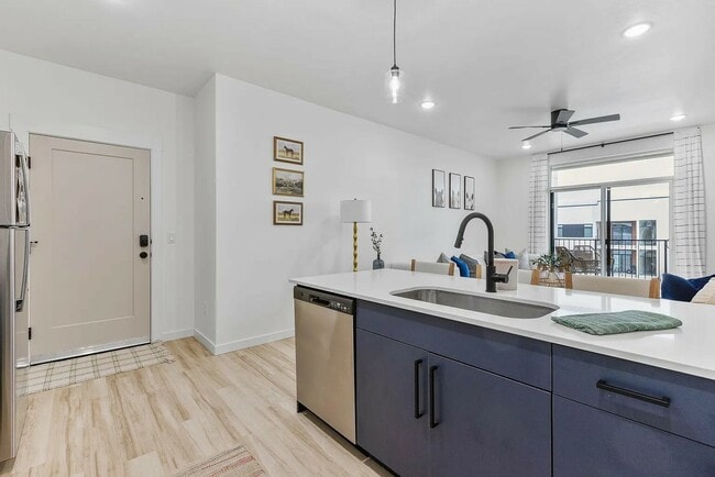 Photo - 3131 Fleur Dr Unit 507