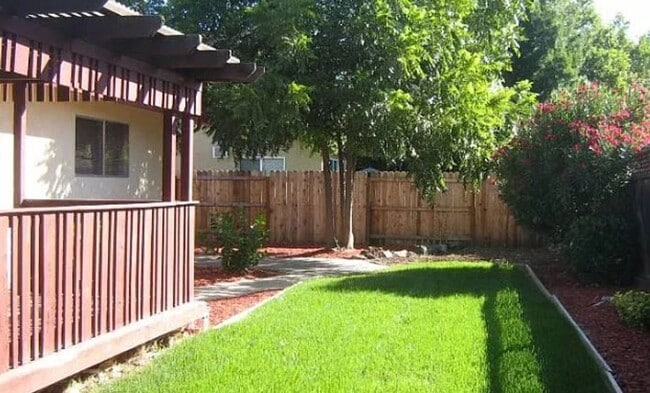 Photo - Beautiful 3 Bedroom Single-Family Home!