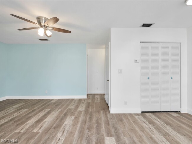 Photo - 3297 Royal Canadian Trace Unit 1