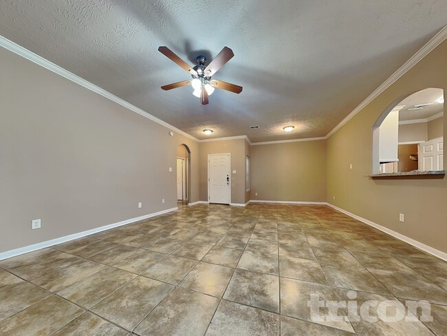 Photo - 25303 Laurel Green St