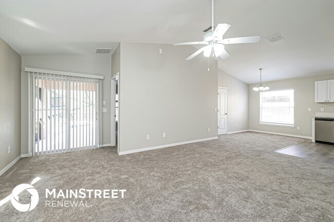 Photo - 1147 Royal Ridge Dr