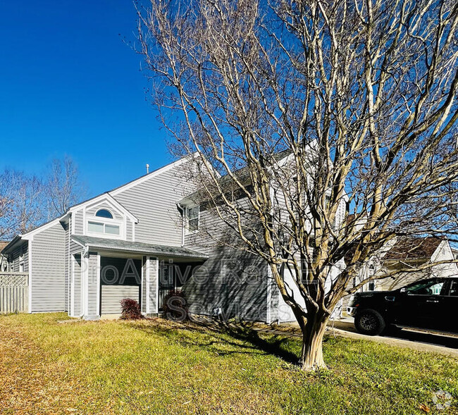 Building Photo - 3240 Barberry Ln Rental