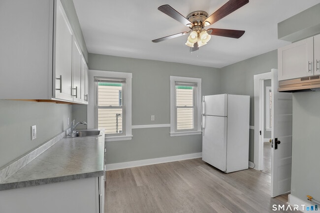 Photo - 23 Day St Unidad 3