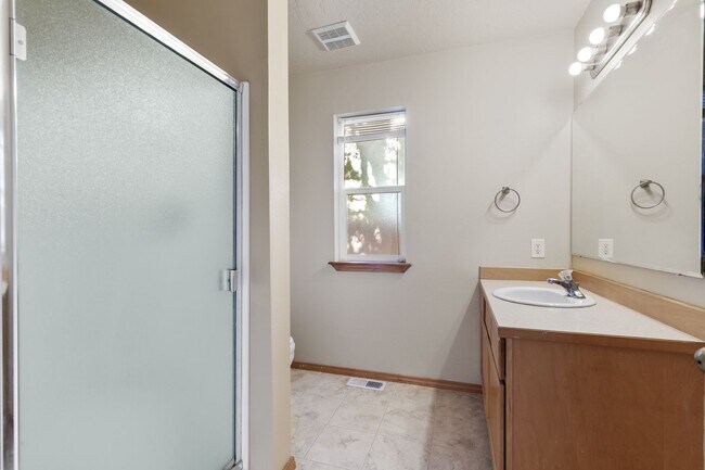 Photo - Beautiful Sunshine Meadows!