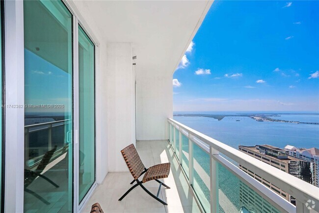 Building Photo - 950 Brickell Bay Dr Rental