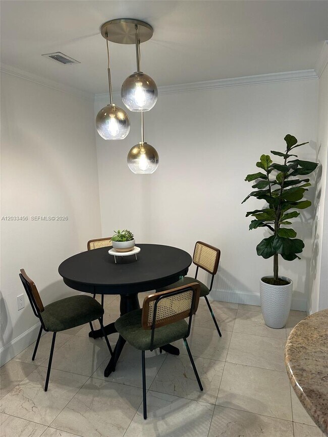 Photo - 2027 SE 10th Ave