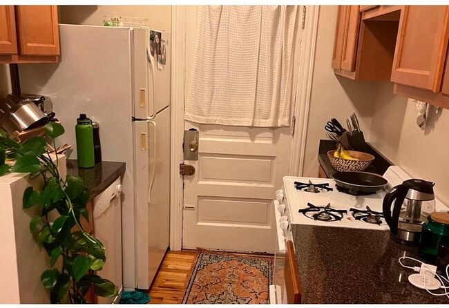 Photo - 3815 N Greenview Ave Unit 2E