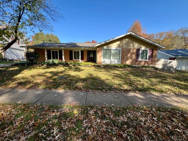 Building Photo - 1515 Mautenne Dr