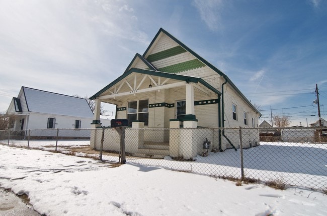 Apartments For Rent Near University Of Denver In Co Photo 4715 Columbine St Unit B