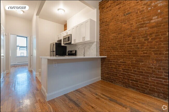 Building Photo - 636 Sterling Pl Rental