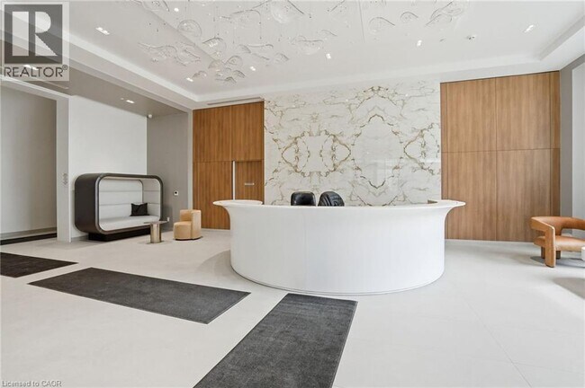 Photo - 2075 Lakeshore Rd. Unit 602