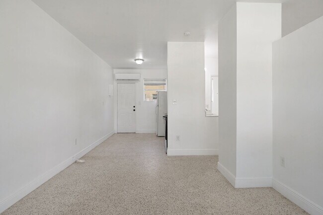 150 NW 78th St
