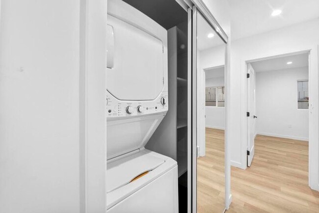 Photo - 739 N Formosa Ave