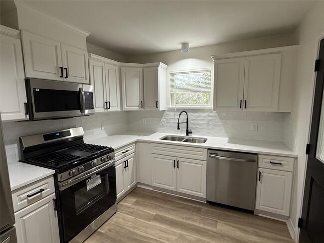 Photo - 6210 Delany Rd